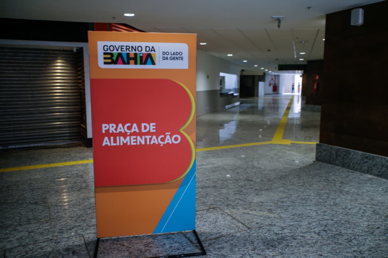 Entrega de chaves da Nova Rodoviária aconteceu nesta segunda (12) por Arisson Marinho/CORREIO