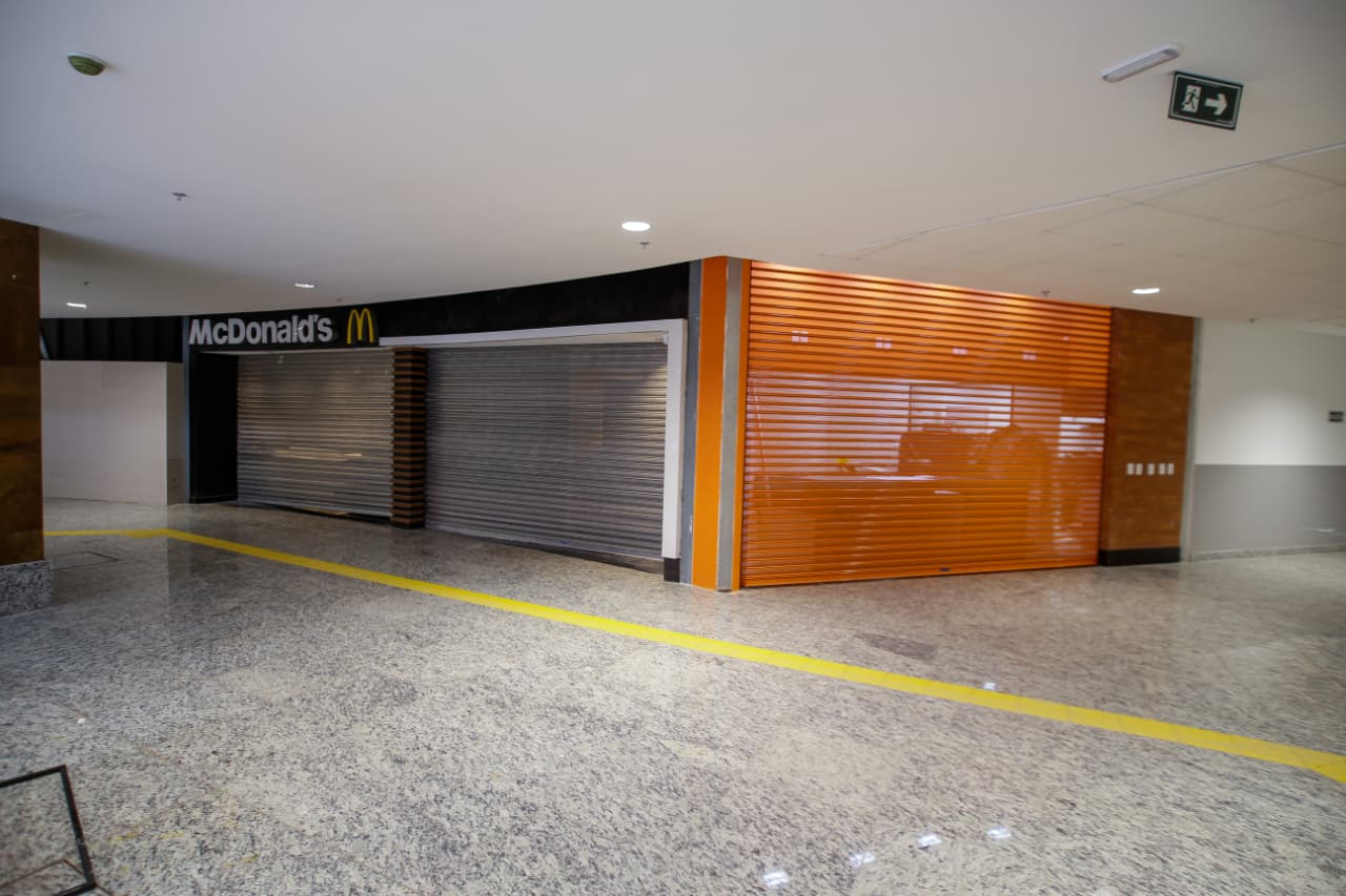 Entrega de chaves da Nova Rodoviária aconteceu nesta segunda (12) por Arisson Marinho/CORREIO