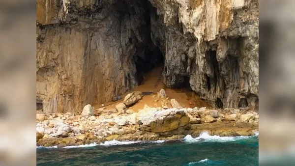O complexo de cavernas de Gorham, no Rochedo de Gibraltar 