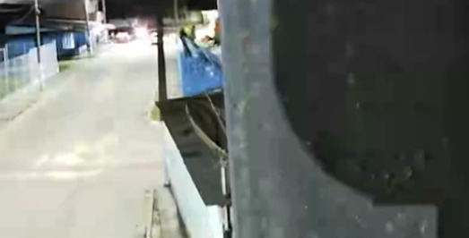 Adolescente é baleado em praça de Santa Cruz Cabrália por Reprodução