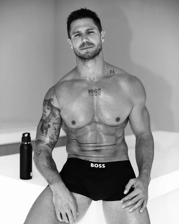 Jonas Sulzbach por Reprodução/Instagram