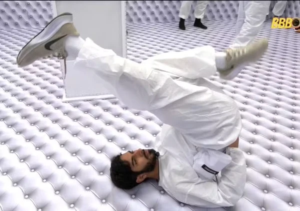  Ricardinho no Quarto Branco do BBB 2026 por Reprodução/TV Globo