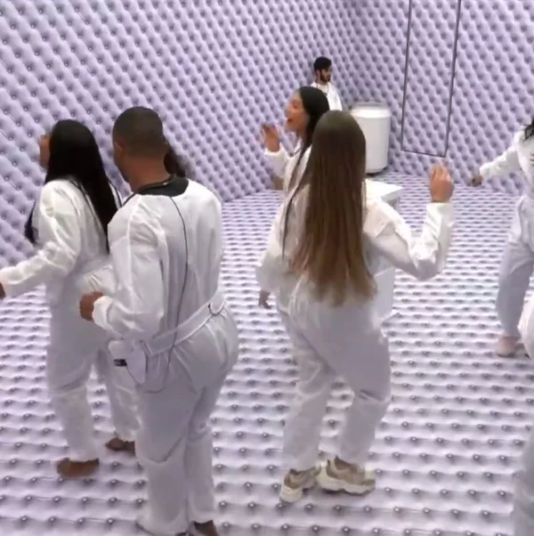  Ricardinho no Quarto Branco do BBB 2026 por Reprodução/TV Globo