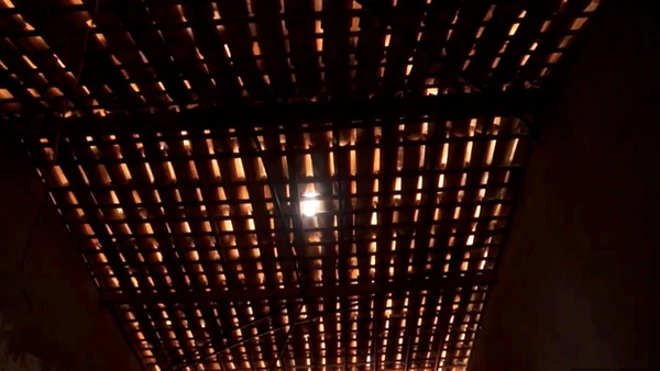 Solução criada por Alfred Mozer combina economia, reaproveitamento e conforto visual no dia a dia