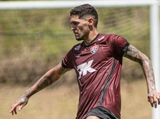 Imagem - Riccieli assume camisa 5 e chega para comandar a zaga do Vitória: ‘Sou líder por natureza’