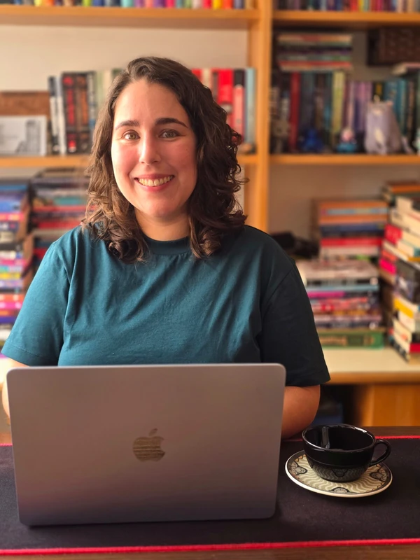 A autora Giulia Cavalcanti venceu a categoria suspense com a obra Espectros de um Crime, a ser publicada pela HarperCollins. por Divulgação