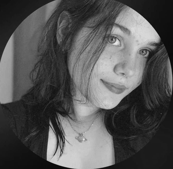 Lavínia Eduarda Cichaseski por Reprodução