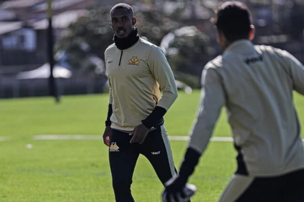 Léo Alaba pelo Cricúma  por Celso da Luz/Criciúma