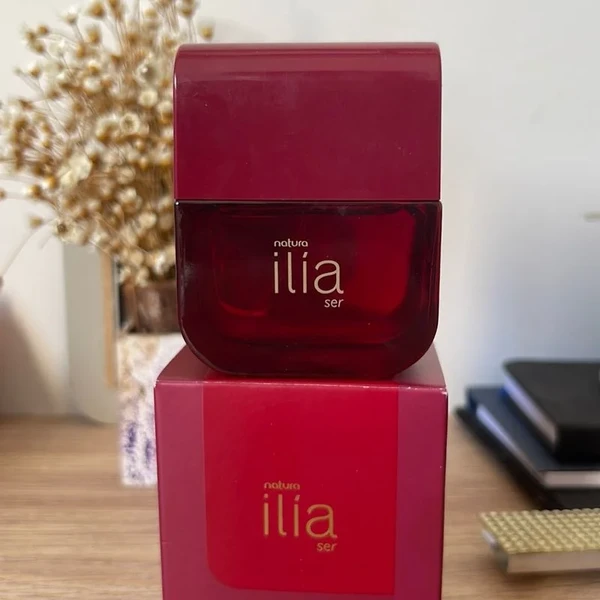 Natura Ilia Ser é o mais parecido com o perfume usado por Ivete por Divulgação