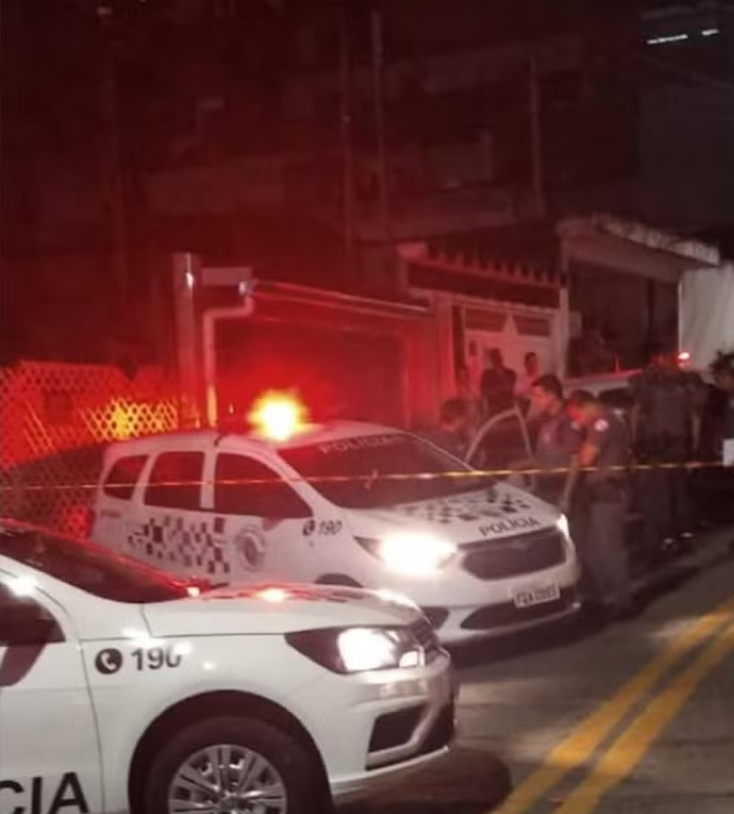Polícia foi chamada após corpo ser achado por Reprodução
