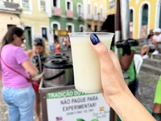 Imagem - “É a bebida do verão”: suco com receita secreta faz sucesso e atrai turistas em Salvador
