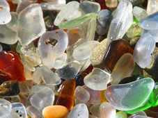 Imagem - Glass beach: o efeito surpreendente da 'areia de vidro' em praia paradisíaca nos EUA