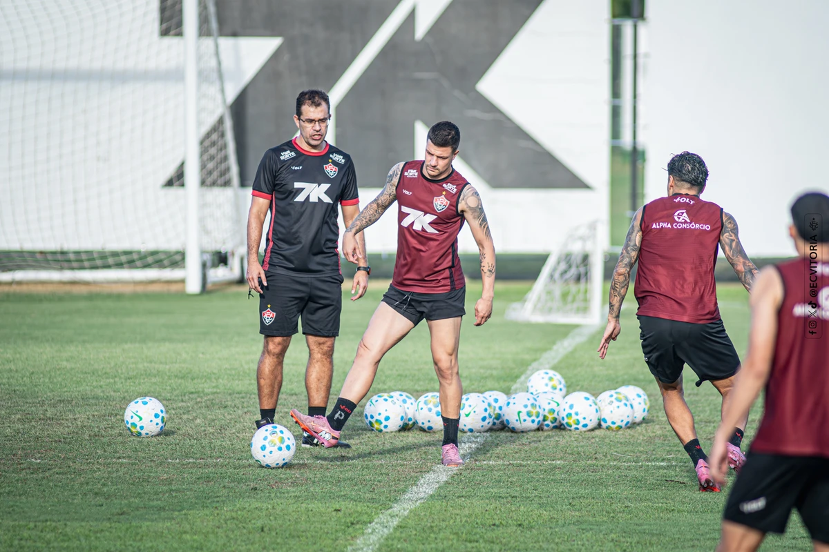 Elenco do Vitória segue fazendo pré-temporada na Toca por Victor Ferreira/EC Vitória