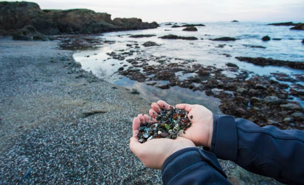 Glass Beach por Reprodução | California Through My Lens