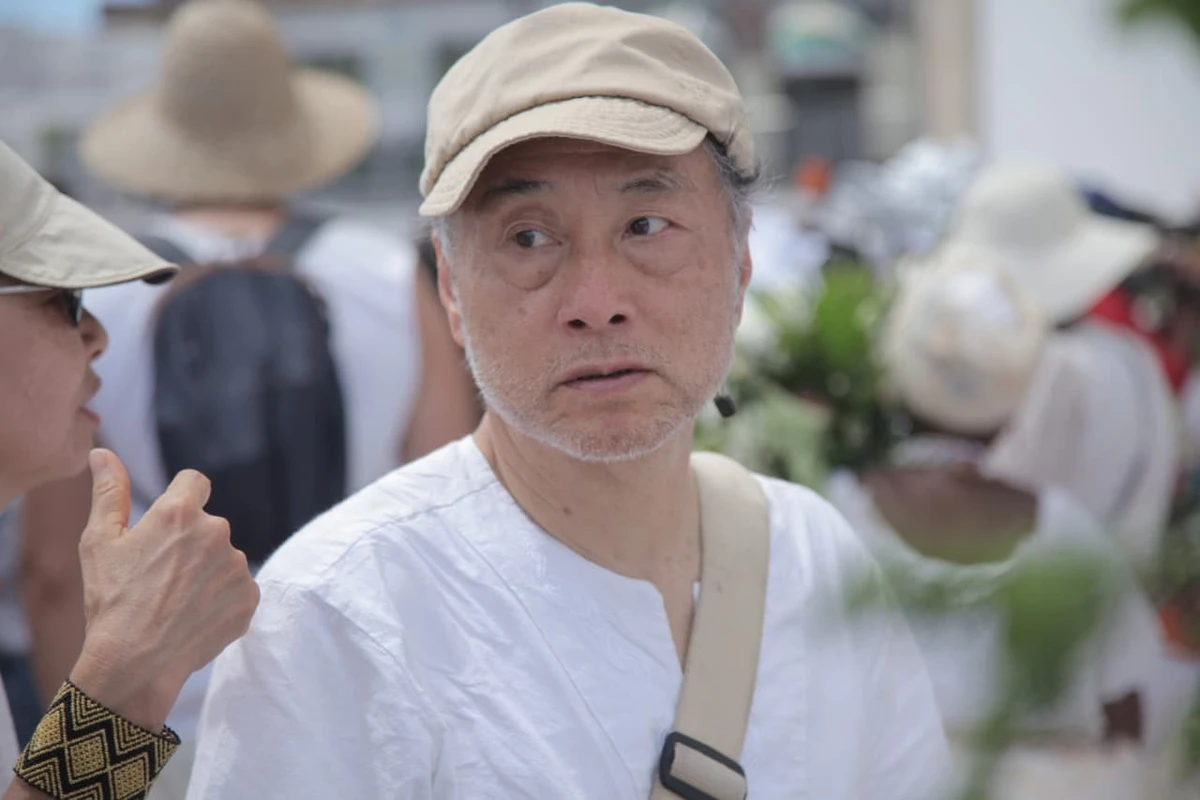HiromiNagakura é um fotógrafo japonês premiado, conhecido por registrar relações humanas e modos de vida em diferentes partes do mundo por Sora Maia