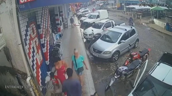 Influenciadora é vítima de importunação sexual em Poções por Reprodução