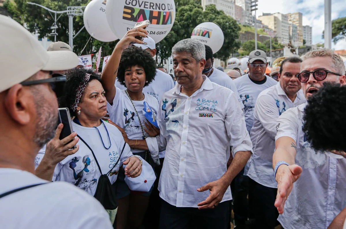 Jerônimo Rodrigues foi vaiado durante a Lavagem do Bonfim