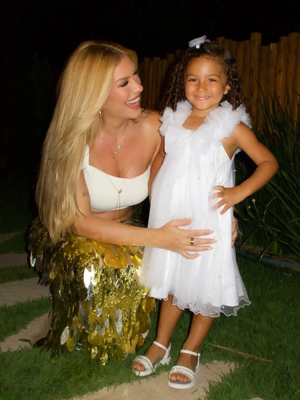 Lore Improta e Liz por Reprodução/Instagram