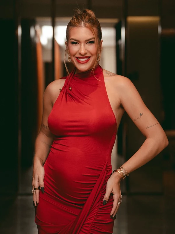 Lore Improta está grávida do segundo filho com Léo Santana por Reprodução/Instagram