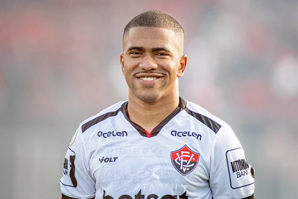 Lucas Esteves em ação pelo Vitória  por Victor Ferreira/EC Vitória