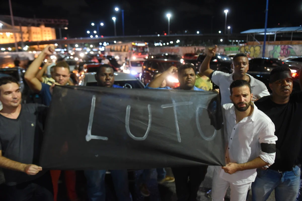 Protesto após mortes por Betto Jr/Arquivo CORREIO