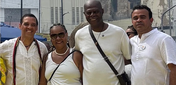 Ronaldo Mansur com aliados na Lavagem do Bonfim