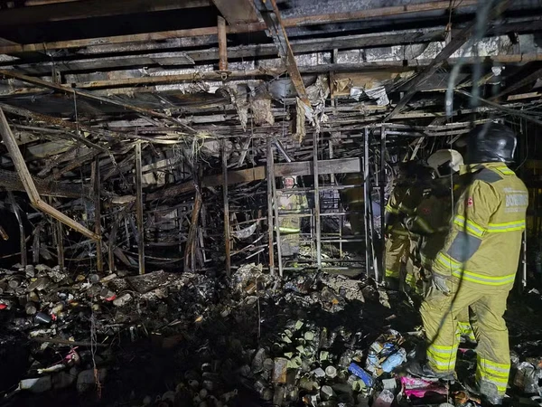 Como ficou o subsolo do shopping após incêndio por Divulgação Corpo de Bombeiros