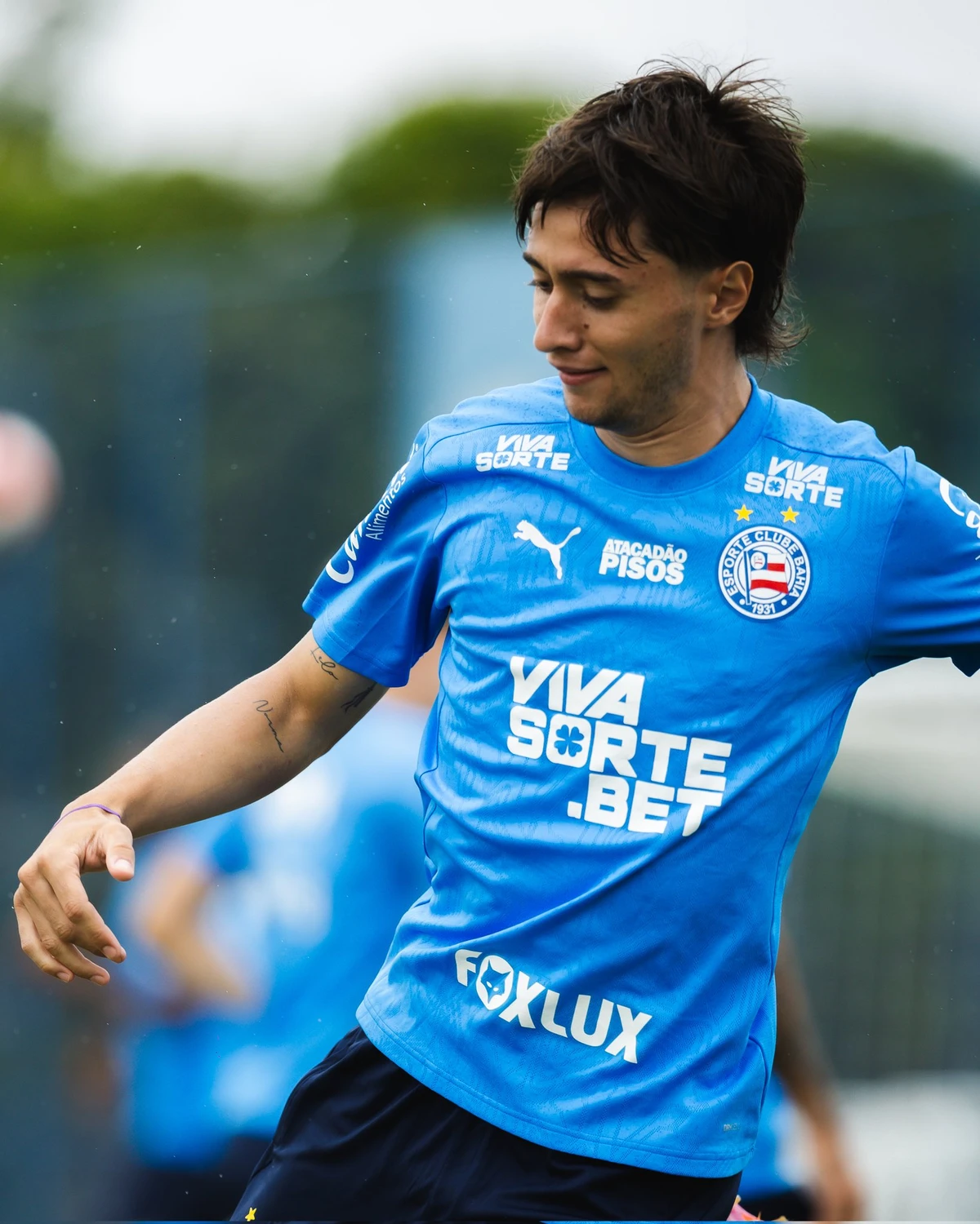 Elenco do Bahia treina no CT Evaristo de Macedo  por Letícia Martins/EC Bahia 