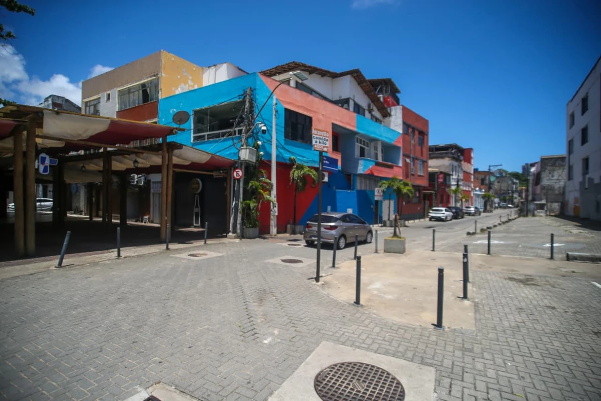 Integrantes do CV controlam esquema de flanelinhas no Rio Vermelho por Arisson Marinho/CORREIO