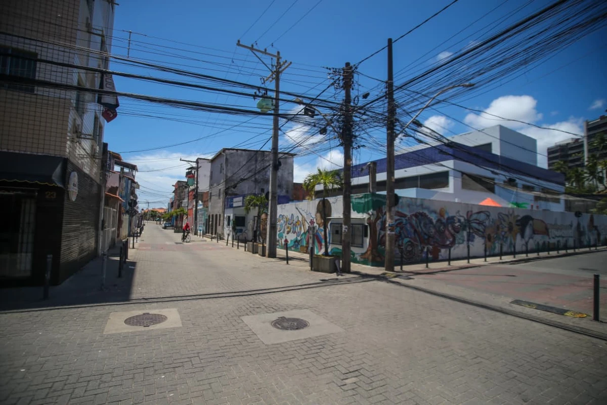 Integrantes do CV controlam esquema de flanelinhas no Rio Vermelho por Arisson Marinho/CORREIO