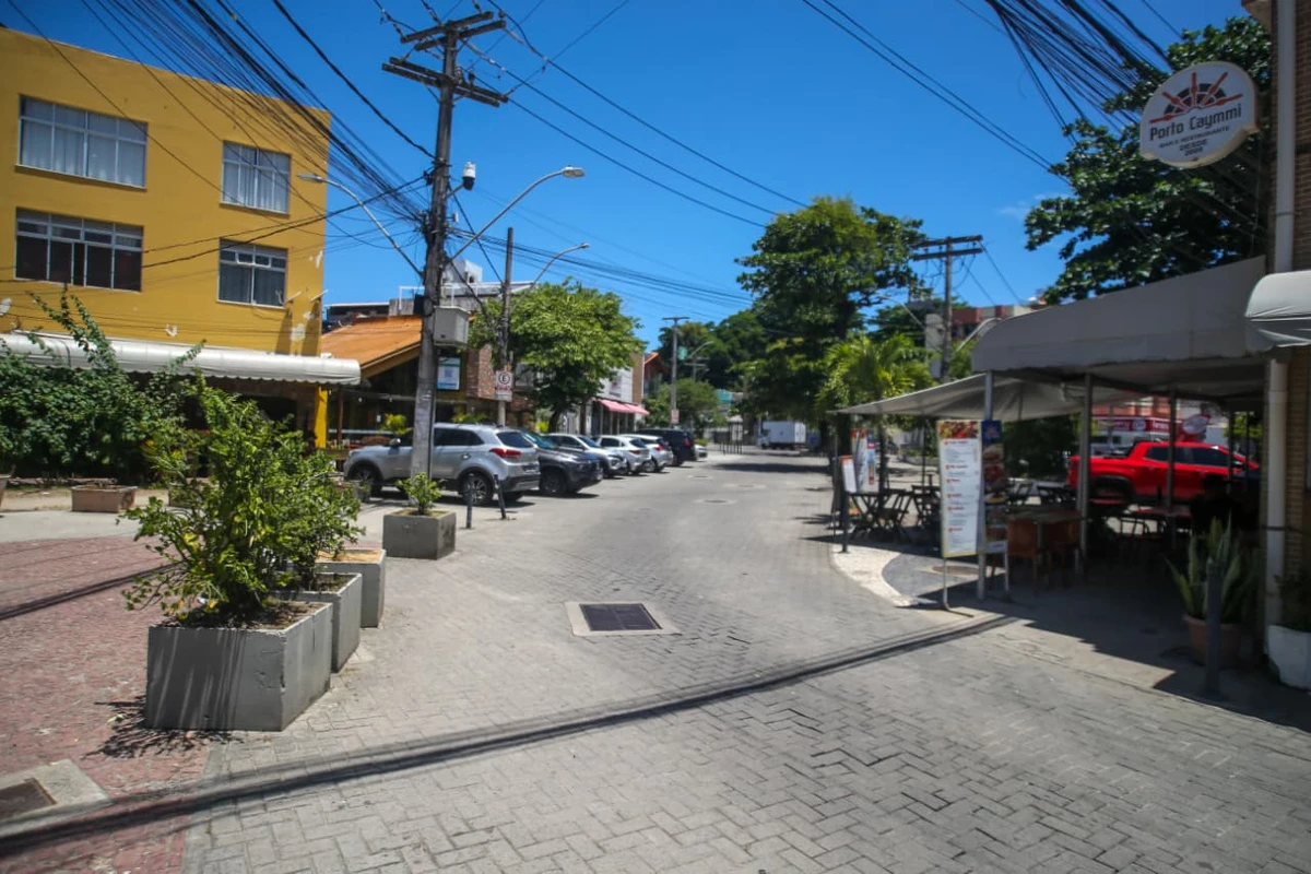 Integrantes do CV controlam esquema de flanelinhas no Rio Vermelho por Arisson Marinho/CORREIO