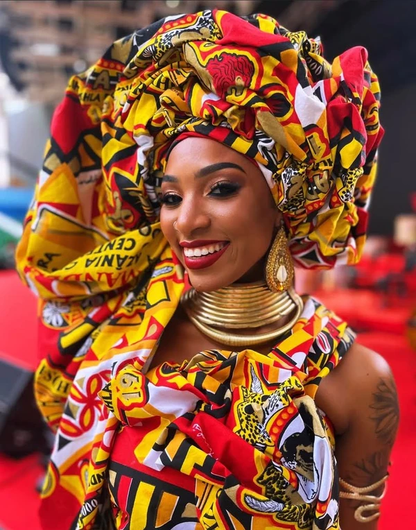 Joana Sousa, 28 anos, Lauro de Freitas. É bailarina e estudante de TI por André Frutuôso/Casa de Mainha