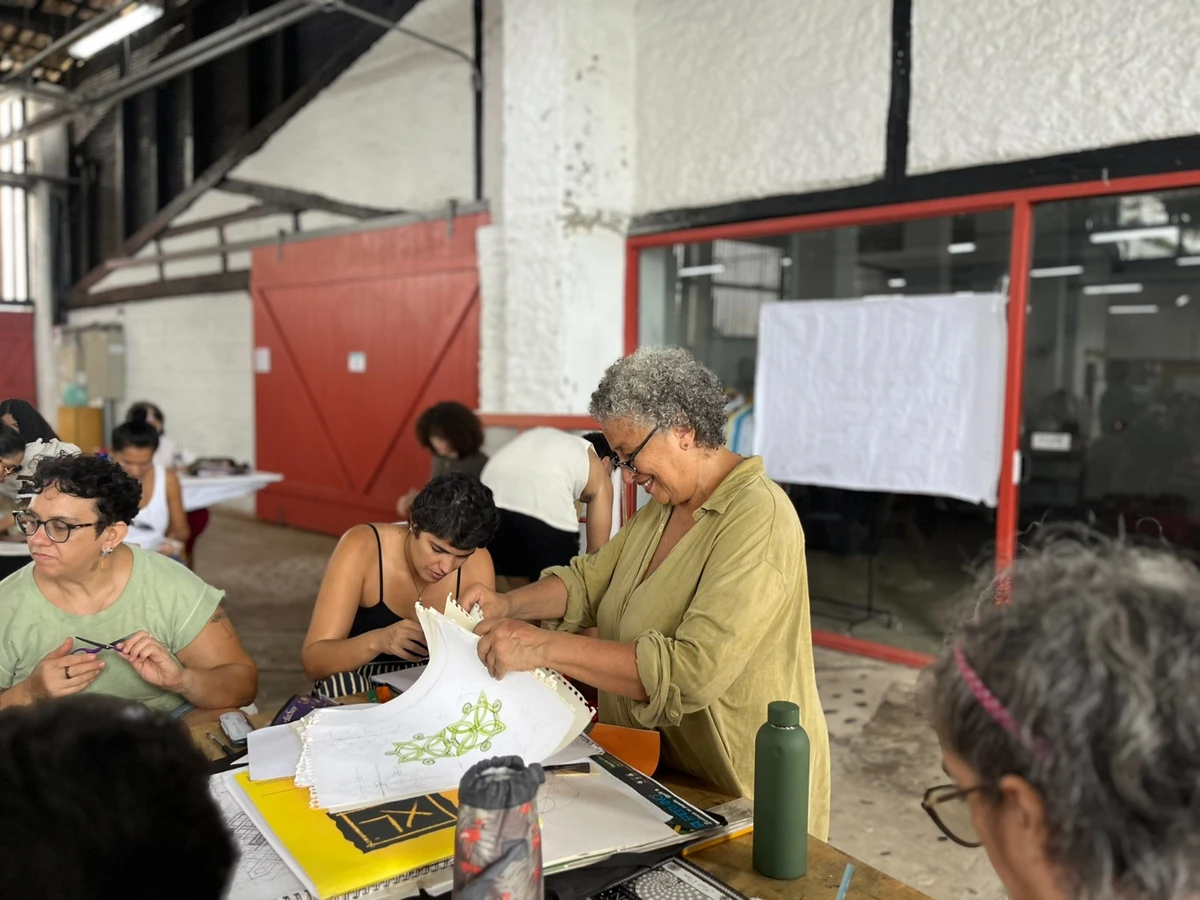 Oficina de Desenho de Observação por Divulgação