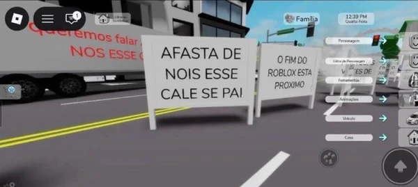 Protesto de usuários do Roblox por Reprodução