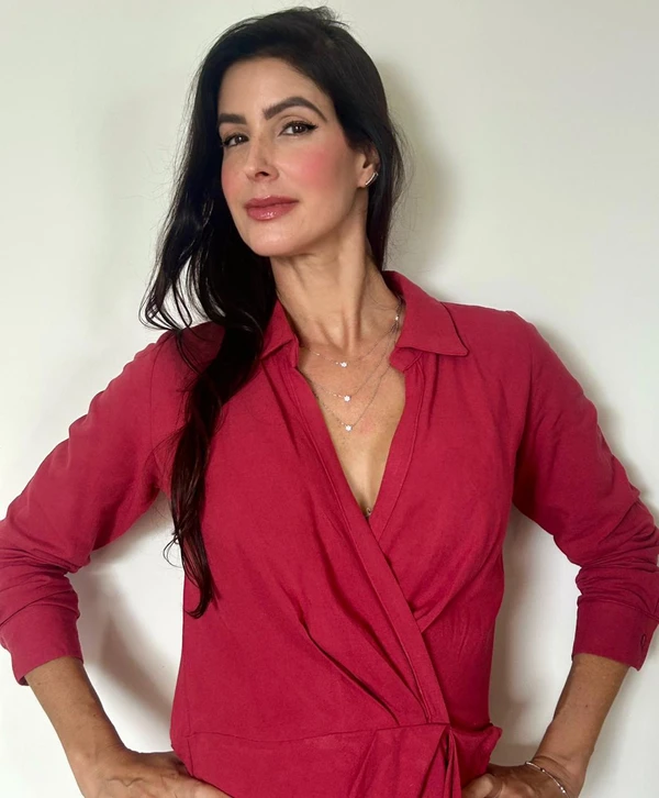 By Nina Brand por Divulgação