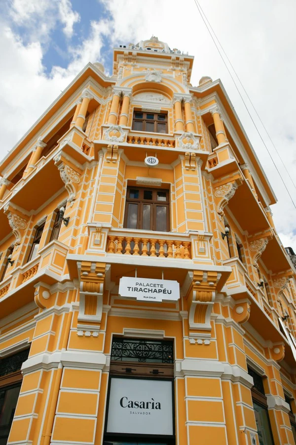 Palacete Tirachapéu por Divulgação