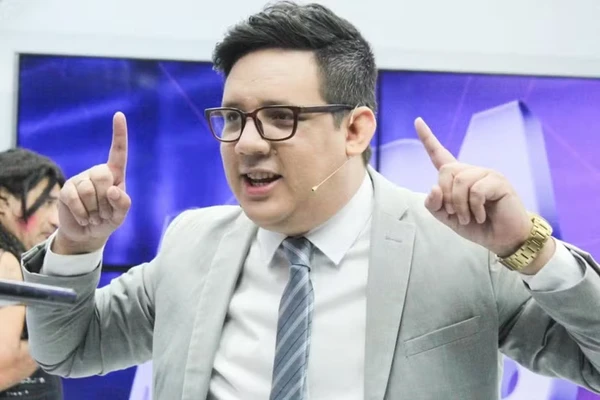 Erlan Bastos por Reprodução