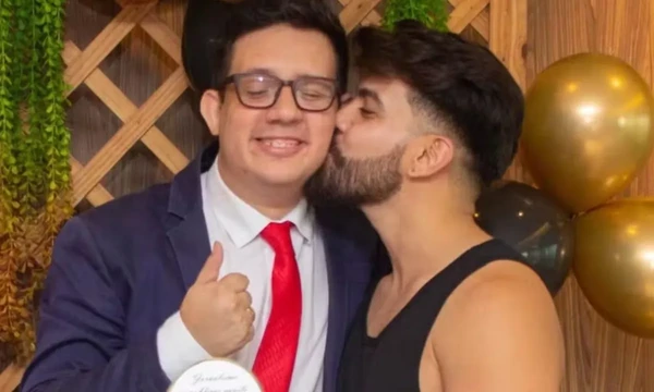 Erlan e o marido, Neto