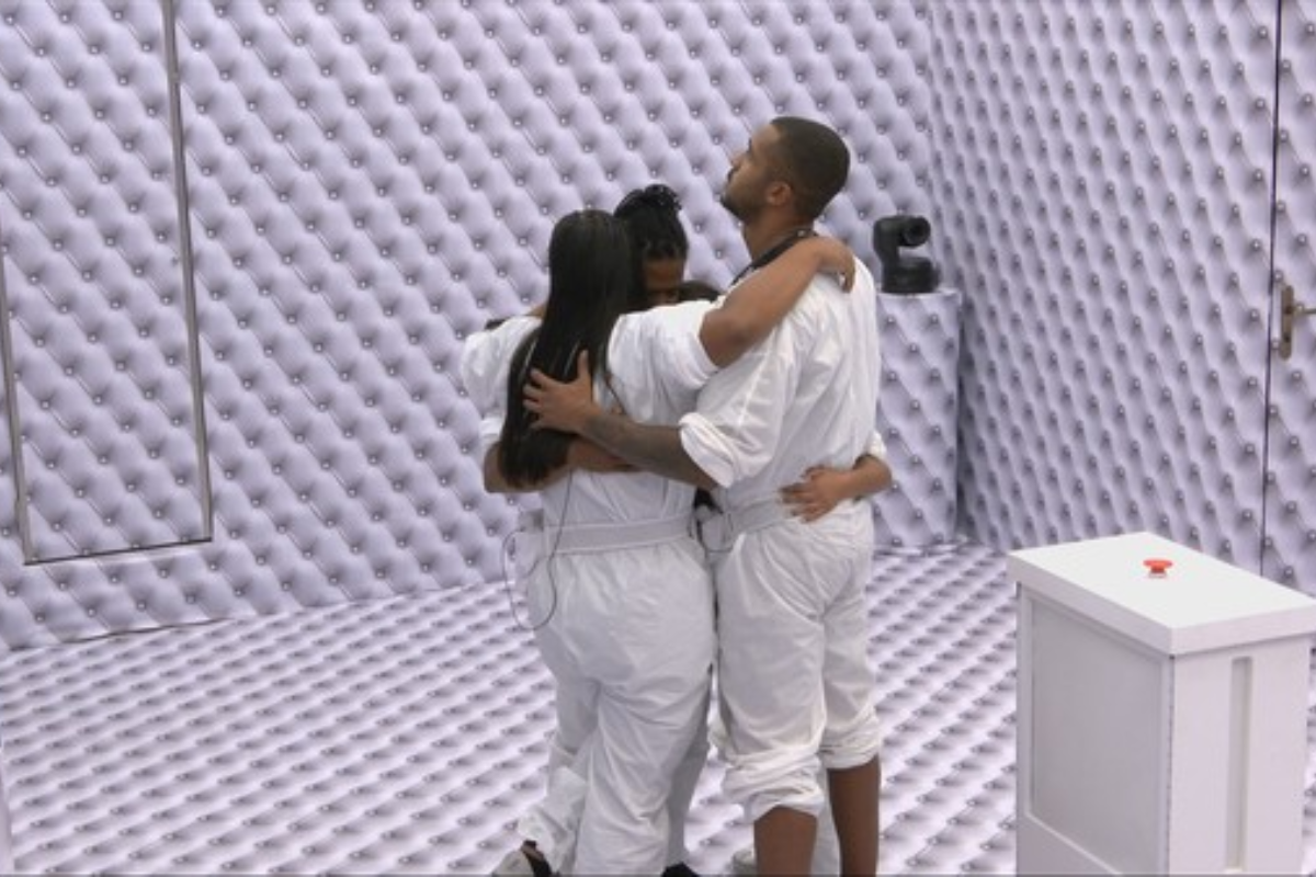 Quarto Branco : veja o momento em que os quatro novos participantes entram na casa do BBB 26