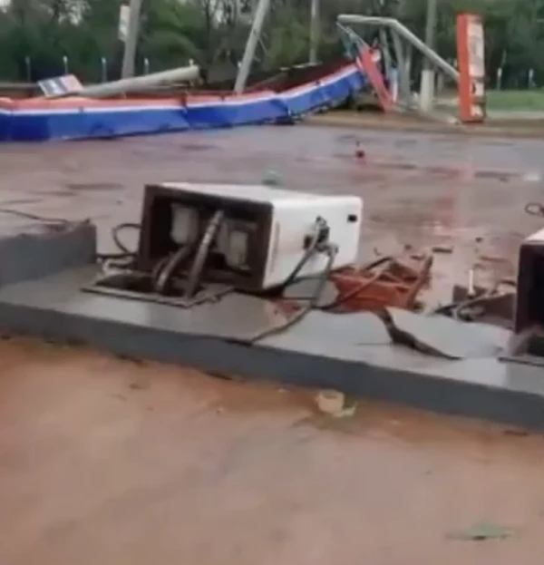 Chuvas provocam estragos no oeste da Bahia por Reprodução 