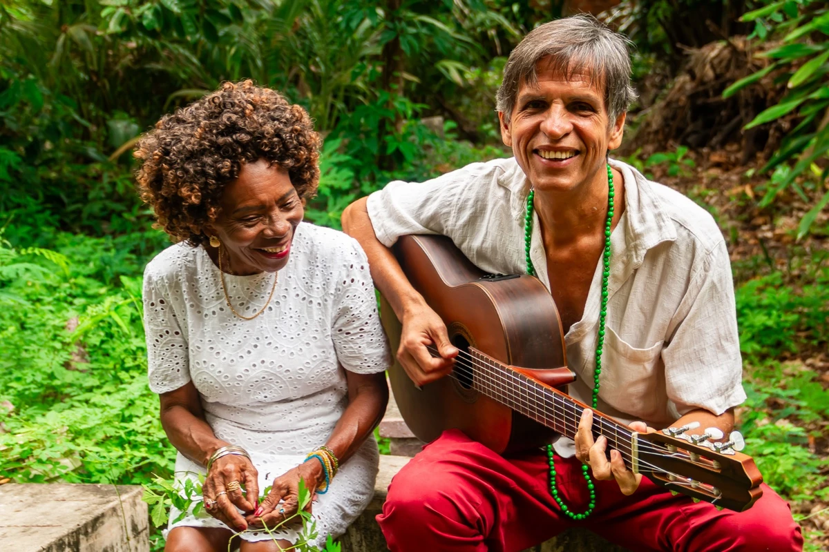 Dona Salvadora - Cantos Ancestrais 
