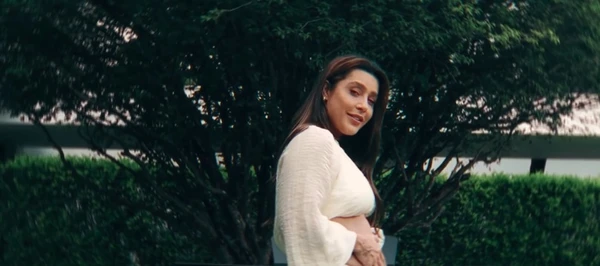 Lauana Prado anunciou gravidez por Reprodução/Instagram