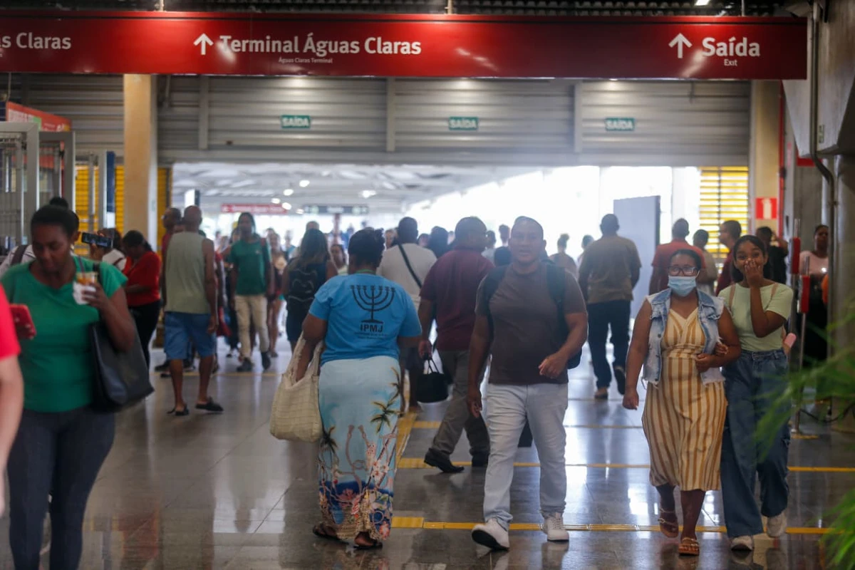 Nova Rodoviária da Bahia inaugura moderna, mas exclui quem vivia do comércio popular por Arison Marinho