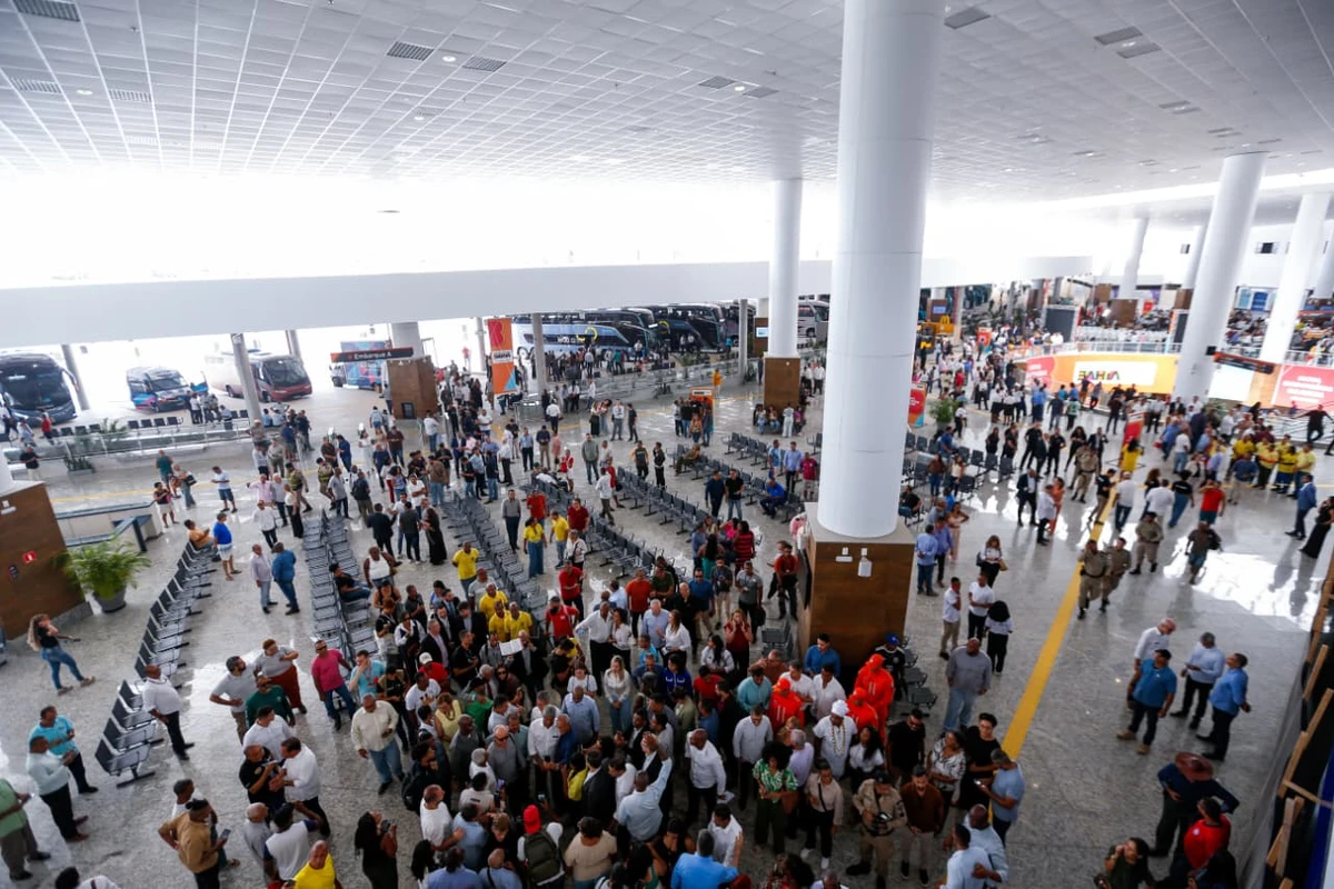 Nova Rodoviária da Bahia inaugura moderna, mas exclui quem vivia do comércio popular por Arison Marinho