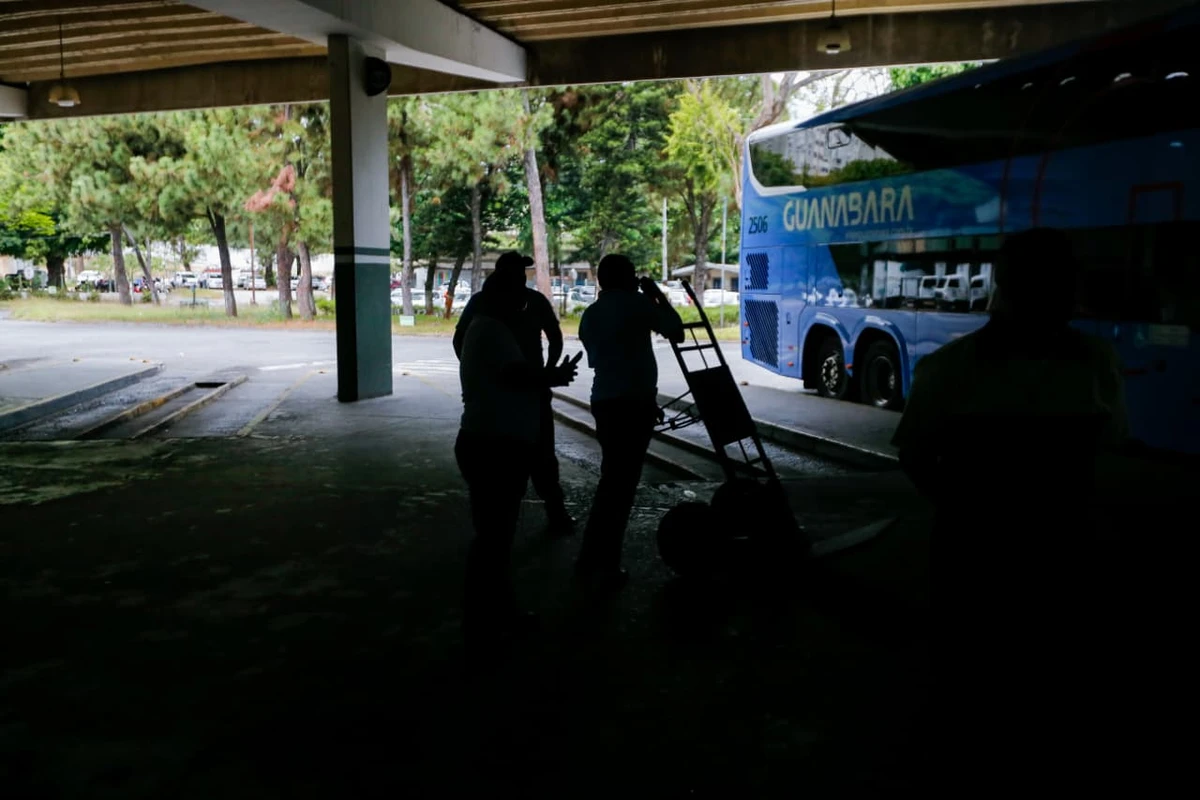 Nova Rodoviária da Bahia inaugura moderna, mas exclui quem vivia do comércio popular por Arison Marinho