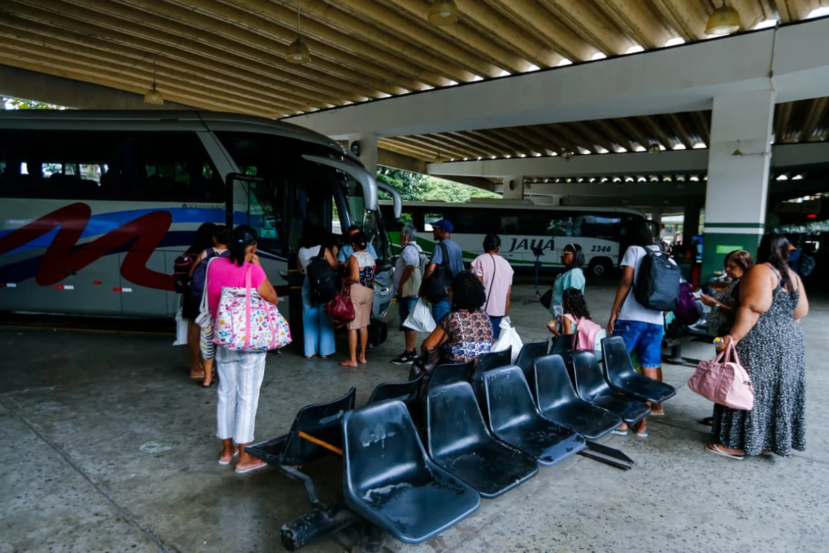 Nova Rodoviária da Bahia inaugura moderna, mas exclui quem vivia do comércio popular por Arison Marinho
