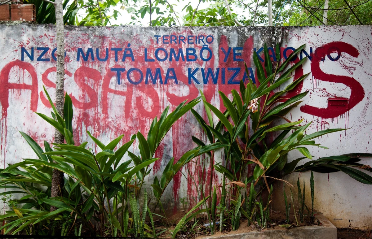 Terreiro Nzo Mutá Lombô ye Kayongo Toma Kwiza é alvo de ataques religiosos por Sora Maia/CORREIO