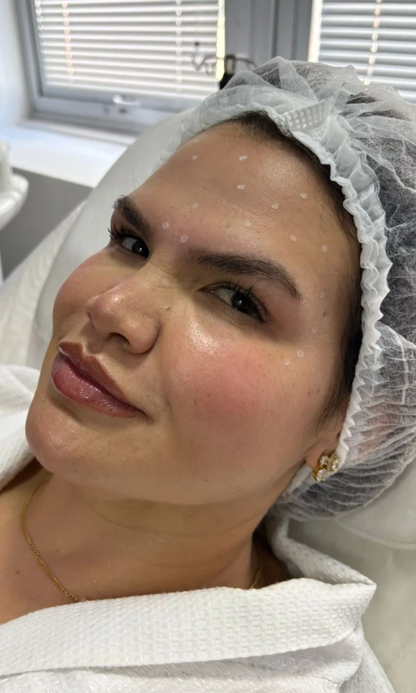 Thais Carla passa por procedimentos estéticos após perder peso por Reprodução/Instagram