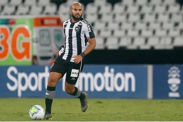Zé Welison pelo Botafogo por Vítor Silva/Botafogo