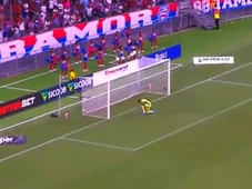 Imagem - Veja falha bizarra de goleiro do Bahia em jogo contra o Barcelona de Ilhéus